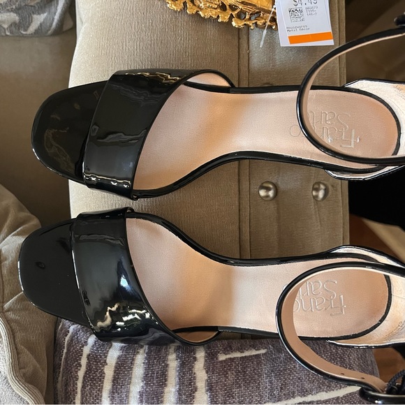Franco Sarto Patent leather black sandals - Picture 4 of 4